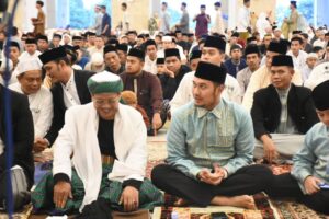 Bupati ASA Salat Idul Fitri Bersama Masyarakat Sinjai di Masjid Islamic Center