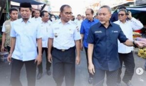 Didampingi Walkot Makassar Mendag Kunjungi Pasar