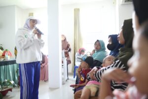 Didampingi Kadis Kesehatan & Ketua PPK Tamalate, Wakil Wali Kota Lakukan Grebek Stunting ke Puskesmas