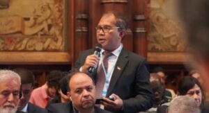 Walkot Makassar Presentasikan Programnya di Forum Internasional
