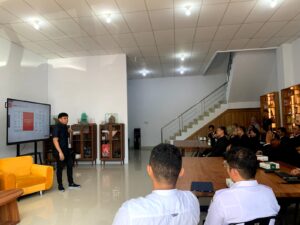 Diskop-Diskominfo Makassar Paparkan Inkubator UKM Dihadapan Rombongan Latpim Bali
