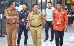 Camat Ujung Tanah dan Camat Bontoala Dampingi Sekda Makassar Sambut Tamu Apeksi XVI 2023