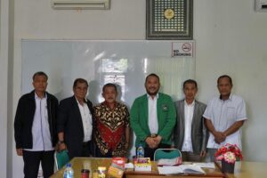 Camat Panakkukang Raih Magister Manajemen di UMI Makassar