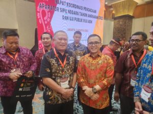 Wakili Wali Kota, Kepala BKPSDMD Makassar Hadiri Undangan Rakor dengan KemenPAN-RB untuk Pengadaan ASN