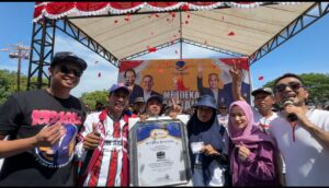 15 Ribu Warga Tamalanrea Bergembira Saat Istri Seorang Buruh Dapat Hadiah Umroh