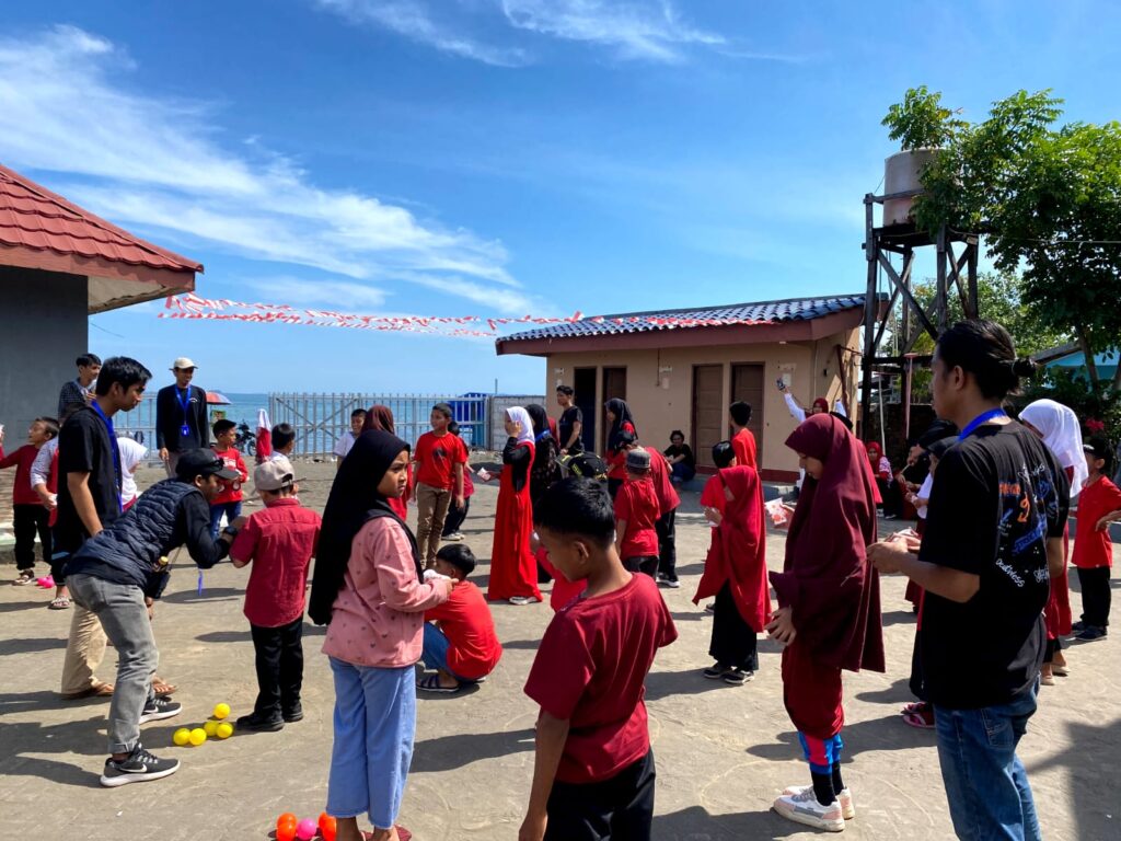 Semarak HUT RI ke-78, Laznas Yatim Mandiri Makassar Gelar Festival Muharram dan Kemerdekaan