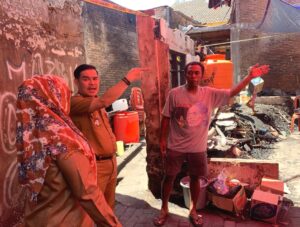 Camat Mamajang Sambangi Korban Kebakaran Jl Kakatua 3