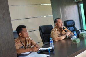 Camat & Sekcam Panakkukang Kumpul Para Lurah 