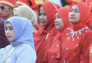 Kepala Dishub, Dinkes & DPPPA Makassar Hadiri Upacara HUT RI di Anjungan