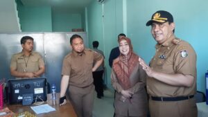 Dua Pegawai Pemkot Ditemukan Merokok di KTR