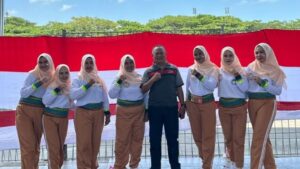 Akhmad Namsum Hadir Beri Dukungan ke DWP BKPSDMD Makassar yang Ikut Lomba SKJ
