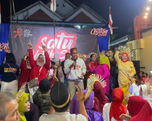 Suasana Kebersamaan Rudianto Lallo dalam Puncak Pesta Rakyat Bitoa, Warga: Kami Sangat Bahagia