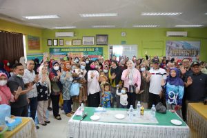 Fatmawati ‘Grebek Stunting’ di Kecamatan Wajo & Ujung Tanah