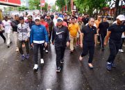Cooling Down Jelang Pemilu 2024, Pj Gub Sulsel Inisiasi Jalan Sehat dan Baksos di Pantai Losari