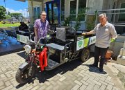 PT Bank Sulselbar Serahkan CSR Motor Listrik Angkutan Sampah ke Pemda Maros