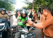 Indahnya Ramadan, Camat Mamajang Bersama Jajaran Bagi-bagi Ribuan Paket Takjil