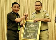 Kejati Sulsel Beri Penghargaan Danny Pomanto Sebagai Role Model Kepala Daerah