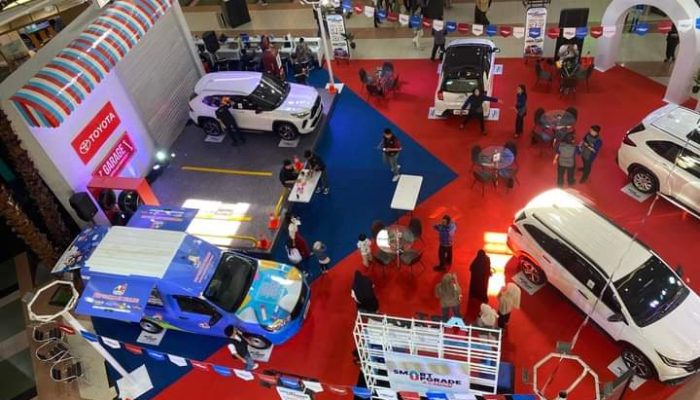 Hari Buku Nasional, Perpustakaan Keliling Makassar Masuk Mall