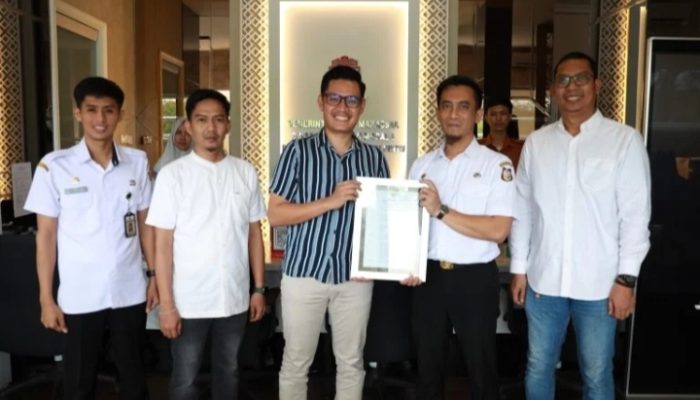 Serahkan PBG, DPM PTSP Makassar: Ini yang Pertama 