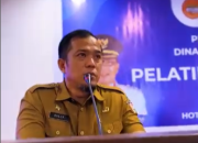 KadiskopUKM Makassar Buka Kegiatan Pelatihan Pembuatan Abon Ikan Angkatan I