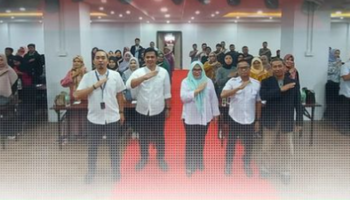 DiskopUKM Makassar Gelar Sosialisasi Perizinan Berusaha Berbasis Resiko bagi UMKM dan Koperasi Angkatan I