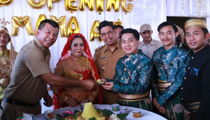 Hadiri Grand Opening Sambel Mama Aji, Bupati Andi Utta : Ini Sudah Konsep Petik Olah Jual