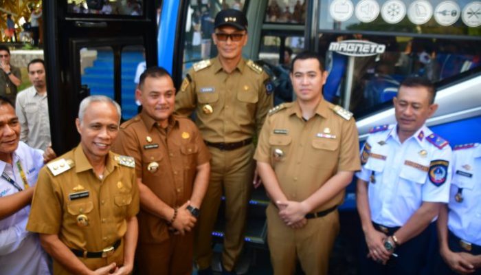 Pj. Bupati Sinjai Hadiri Launching Bus Trans Sulsel di Pangkep