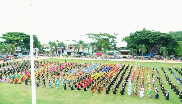 Bulukumba Ikut Andil Pecahkan Rekor MURI Jumlah Penari Paddupa Terbanyak di Dunia