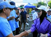 Rusdin Abdullah dan Fatmawati Rusdi Kompak di CFD Makassar, Sapa Warga hingga Foto Bersama