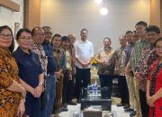 Penuh Hangat dan Suka Cita, Kandidat Cawalkot ASA Silaturahmi ke Uskup Makassar