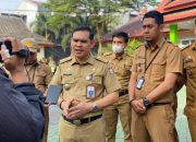 Camat Panakkukang Akan Bentuk Bank Sampah, Wajibkan Pegawai Bawa Botol Bekas