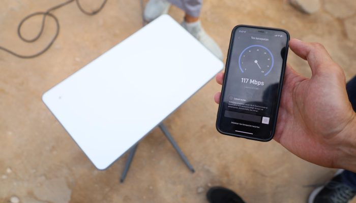 Uji Coba Jaringan Internet Starlink di Pulau Barrang Lompo