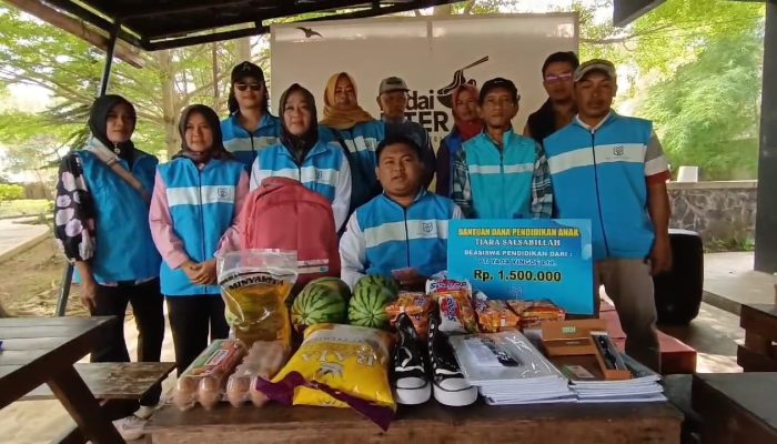 Ahmad Wahyu dan Team Yaga Yingde Group Salurkan Bantuan Beasiswa Pendidikan