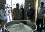 Pj Wali Kota Palopo Pantau Proses Produksi Biji Kakao Fermentasi