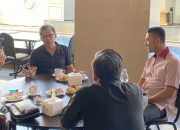 Rocky Gerung Ngopi Bareng Andi Seto Asapa