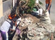Cegah Penyumbatan, Satgas DPU Makassar Perbaiki Saluran Drainase di Minasa Upa Blok AB