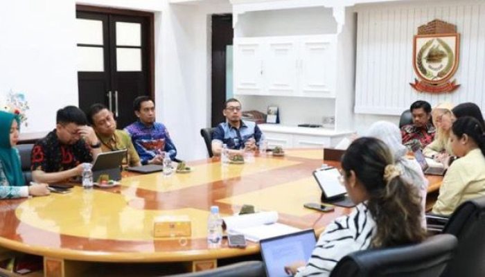 Kepala DPMPTSP Makassar Ikuti Pertemuan Strategis dengan Konsultan Keuangan ADB
