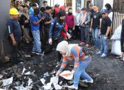 Pj Sekda Kota Makassar Ikut Program Sabtu Bersih di Lokasi Kebakaran Jalan Laiya