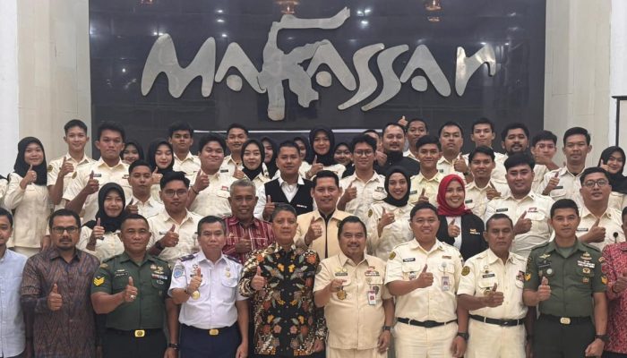 PPI Makassar Jadi Pelopor: Wali Kota Terima Penghargaan Karya Bakti Putera Indonesia