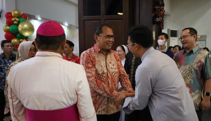 Danny Pomanto Hadiri Open House Keuskupan Agung Makassar