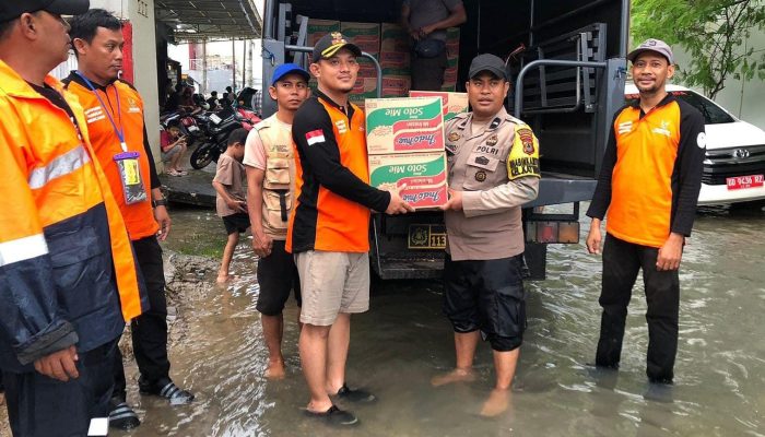 Lurah Katimbang Pantau Langsung Pemulihan Pasca Banjir, Warga Kembali ke Rumah
