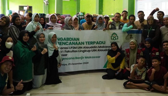 UIN Alauddin Turunkan Tim dan Salurkan Bantuan ke Korban Banjir di Biringkanaya