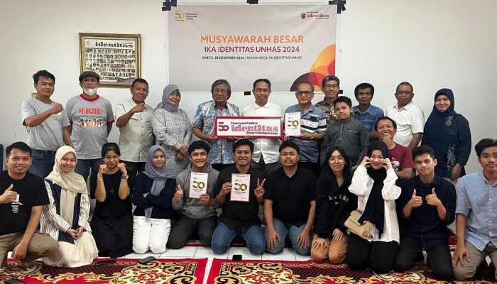 Amran Razak Nahkodai Keluarga Alumni SKK Identitas Unhas: Era Baru di Usia Emas