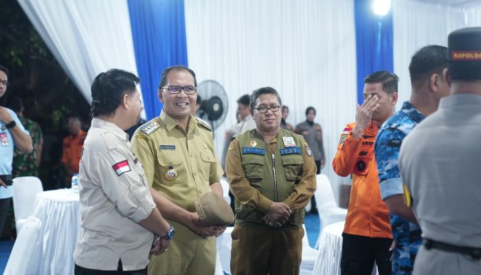 Pastikan Wilayah Kondusif Jelang Pergantian Tahun, Danny Bersama Forkopimda Pantau Posko Pengamanan