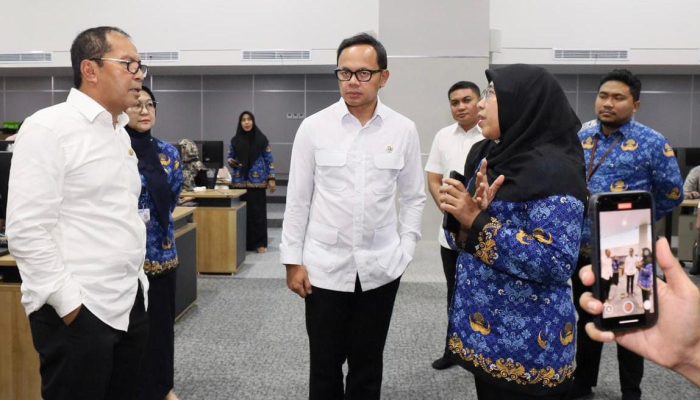 Tinjau MGC, Wamendagri Bima Arya Titip Pesan ke Wali Kota Terpilih Lanjutkan Program Danny Pomanto