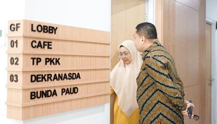 Melinda Aksa dan Appi Tinjau Gedung TP PKK Makassar, Perdana Pasca Dilantik Sebagai Ketua