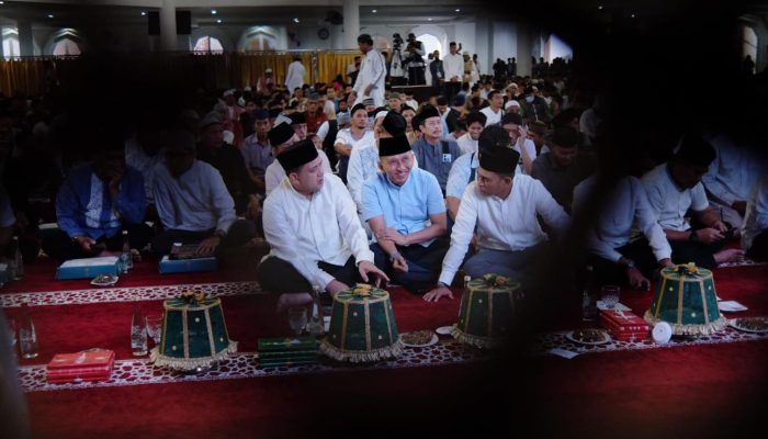 Walkot Makassar Hadiri Buka Puasa Bersama Kedubes Arab Saudi di Masjid Kubah 99