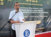 Plh Sekda Andi Zulkifli Bersama Kepala BI Sulsel Buka Layanan Penukaran Uang dan Pasar Murah di Pulau Lae-lae