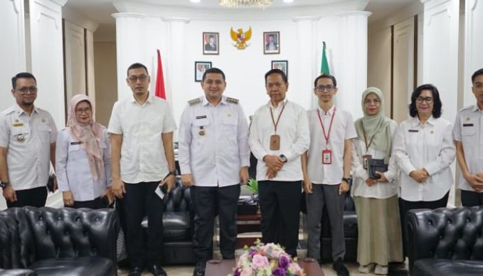 Didampingi Kepala Bappeda, Kadisdag dan Kominfo, Appi Bersama Kepala BPS Makassar Bahas Pembangunan Berbasis Data