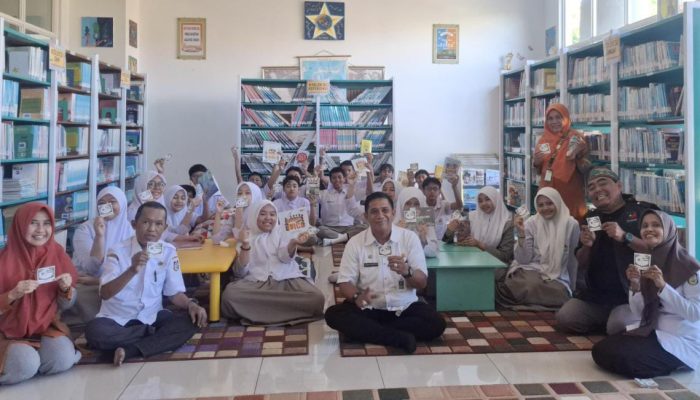 Hari Buku Sedunia, Dispus Makassar Ajak Siswa Kembali Membaca Buku